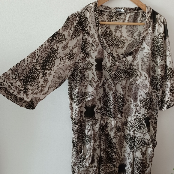 Satin Snakeskin Patterned Dress - Picture 6 of 9